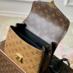 Louis Vuitton Pochette Metis Backpack M11941 Apricot